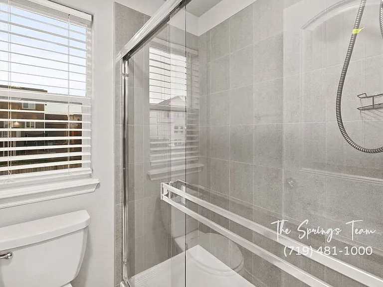 10957 Matta Dr — Photo 25
