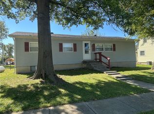 411 W Pine St, Orrick, MO 64077
