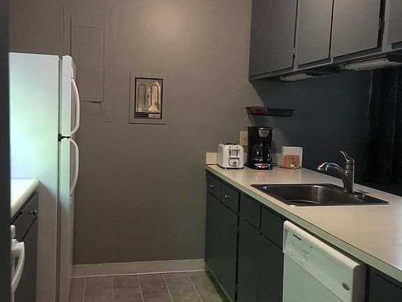 2nd image of 11218 S Cottonwood Dr #5