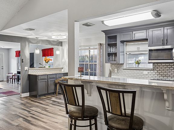 5th image of 1316 Cy Blackburn Cir