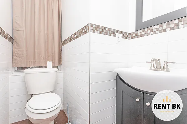 Rented by RENTBK LLC | media 11