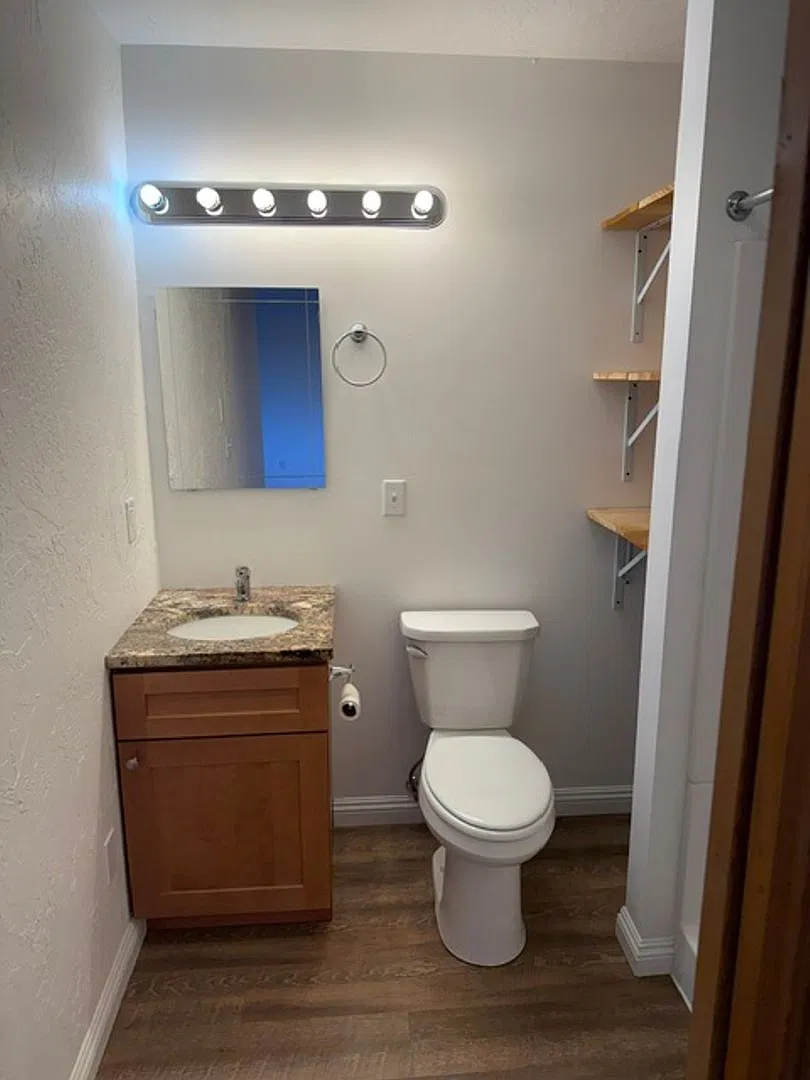 55 Years Old Or Older Studio Apartment — Photo 2