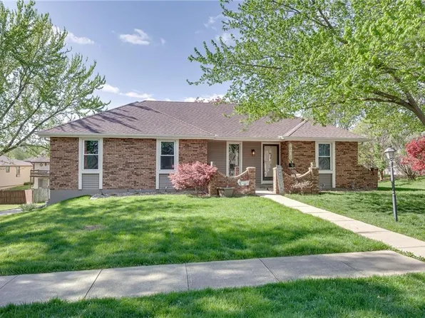 4210 Oakland Cir, Saint Joseph, MO 64506