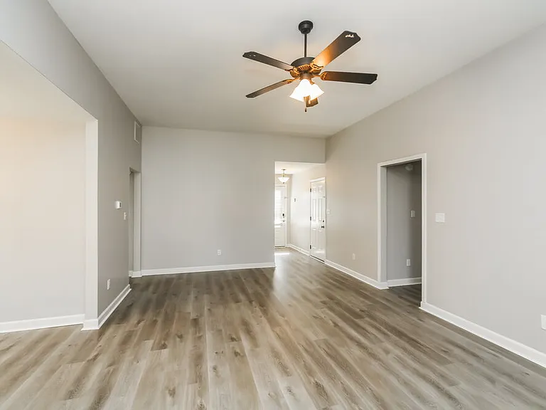 7898 Ironwood Dr — Photo 5