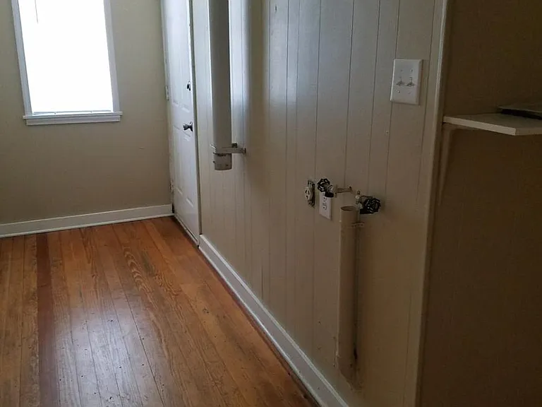 3131 Centenary Blvd — Photo 4