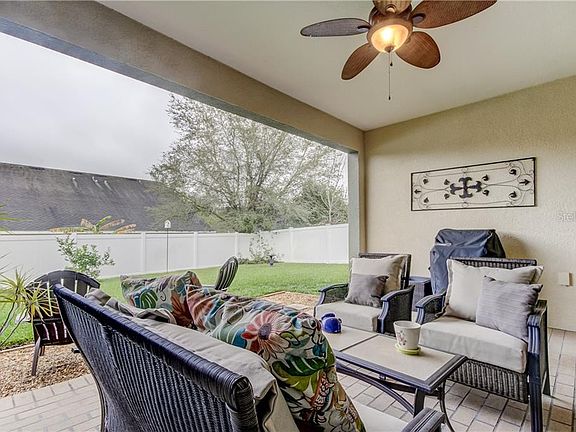 4th image of 2807 Colewood Ln