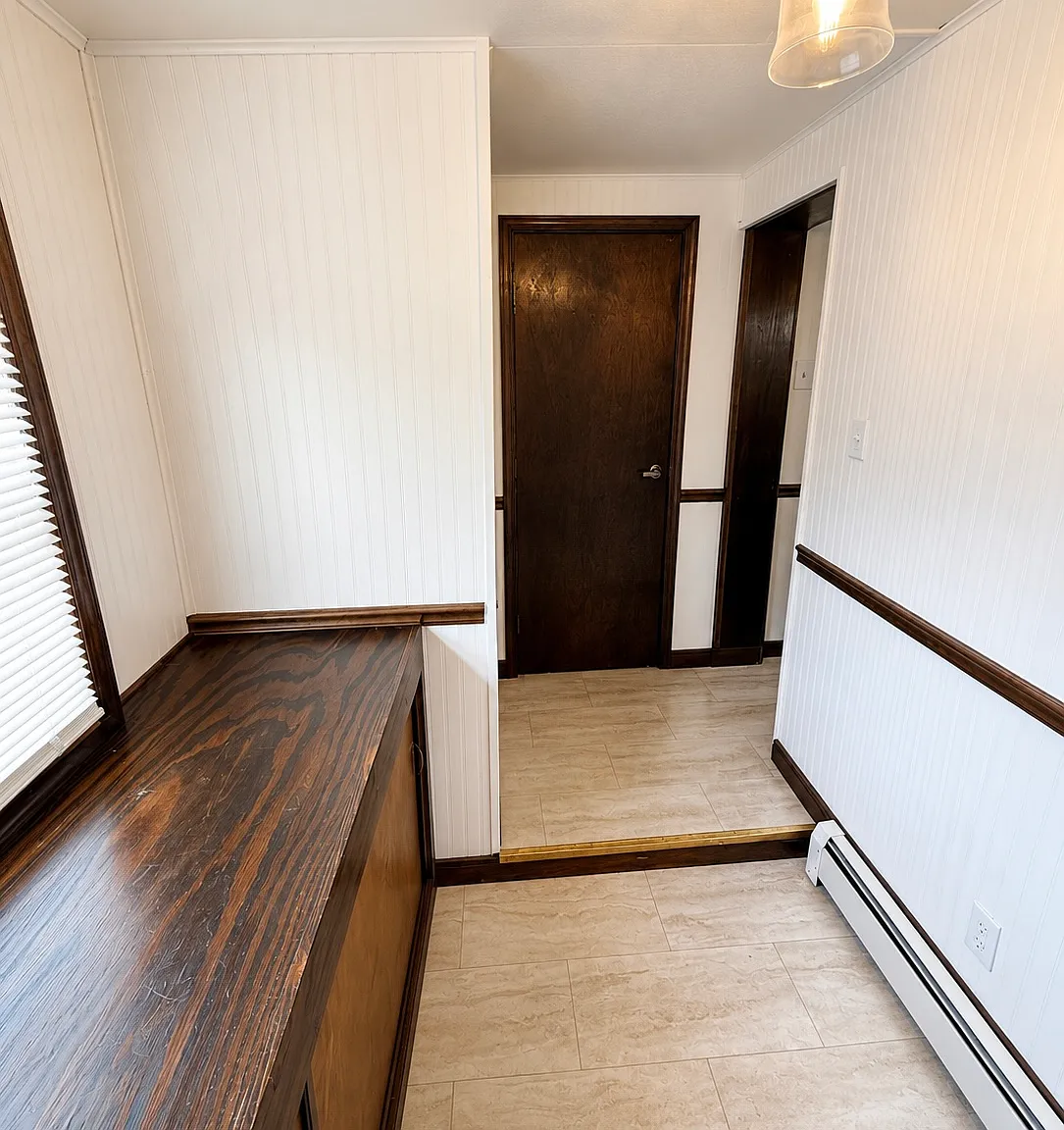 4 bed, 1.5 bath, 1494 sqft, $2,695 — Photo 3