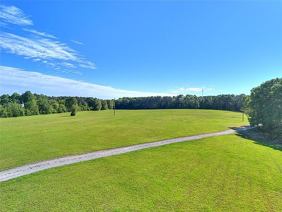 5th image of 833 Duncan Creek Church Rd