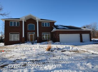 4021 Copperfield Ct S, Fargo, ND 58104
