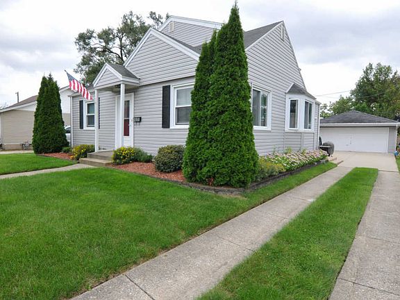 3rd image of 4819 W 91st Pl