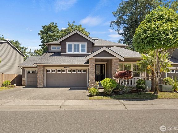 3rd image of 13758 174th Avenue SE