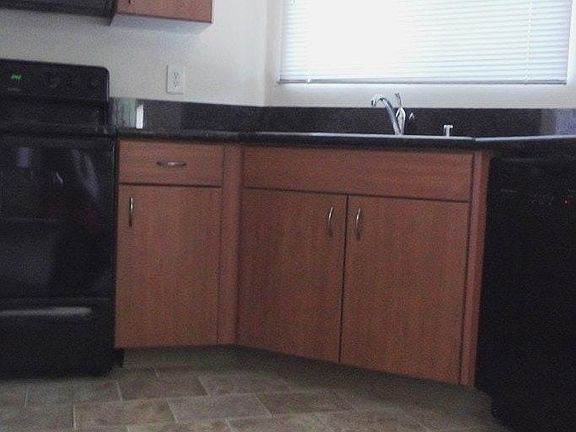 2nd image of 760 E Route 66 APT 50