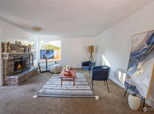 820 Cady Rd APT H104, Everett, WA 98203