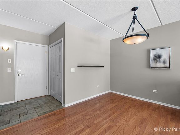5th image of 1327 Brown St Unit 206