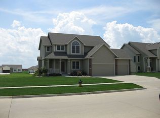 907 NW 33rd St, Ankeny, IA 50023