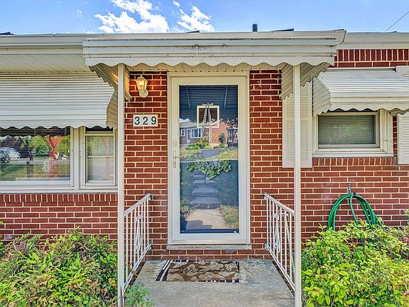 3rd image of 329 Lynn Haven Cir