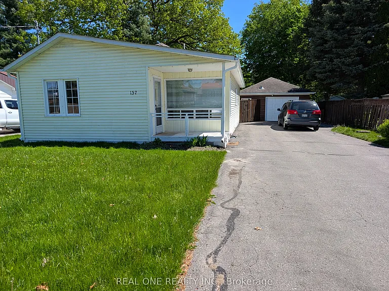 157 Bessborough Dr — Photo 1