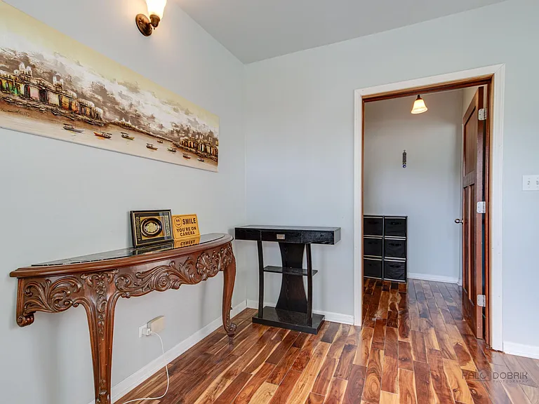 4716 W Hutchinson St — Photo 6