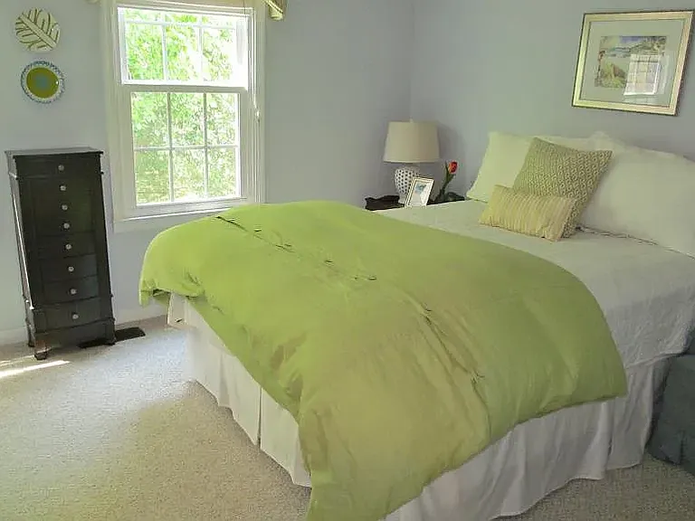 2410 Barnside Cir — Photo 11