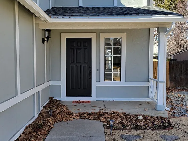 1272 Skylark St — Photo 3