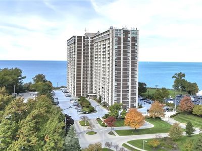 12900 Lake Ave APT 1518, Lakewood, OH, 44107