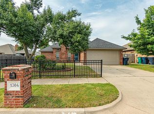 1304 SW 131st Ter, Oklahoma City, OK 73170