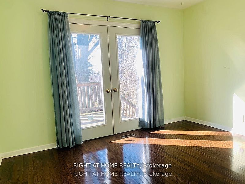 Toronto House for rent - 4 Bedrooms — photo 7