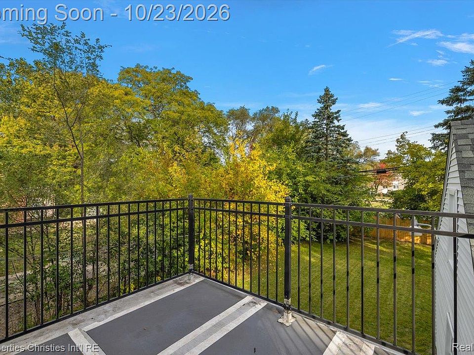 1356 W Troy St, photo 28