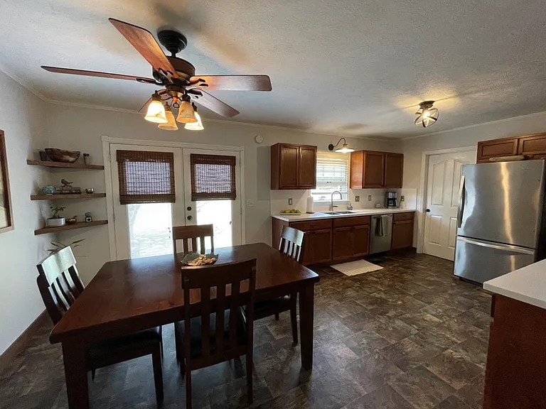 1314 Nottaway Ct — Photo 8