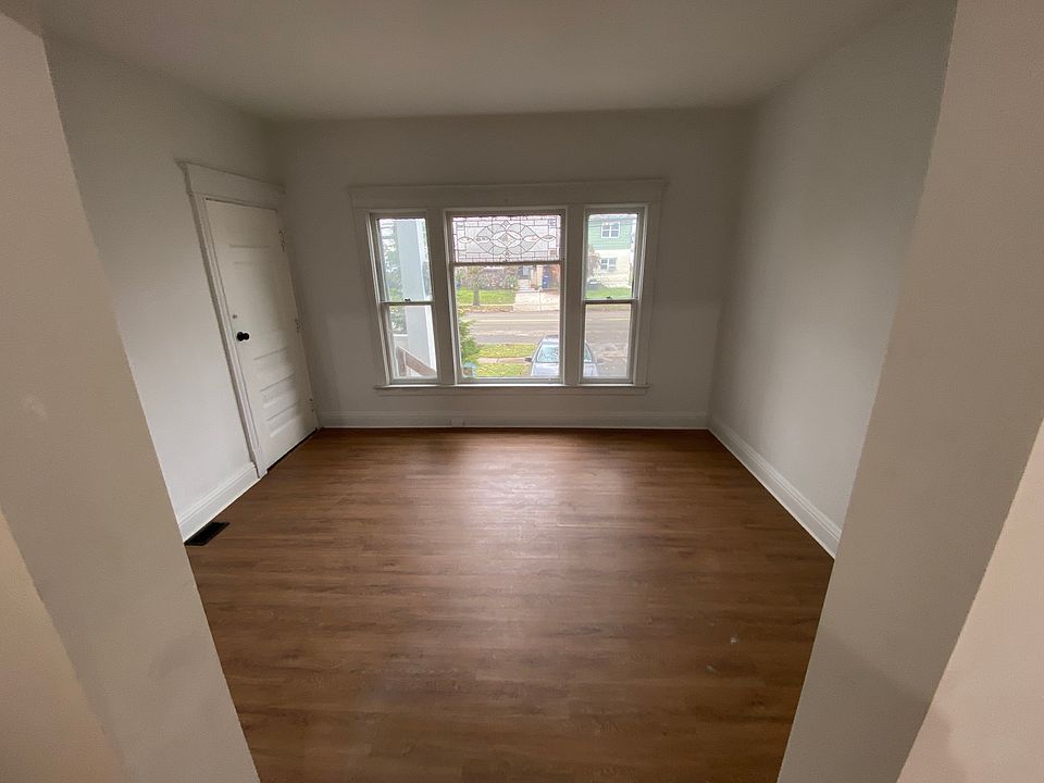 1st image of 110 N Ogden St #1