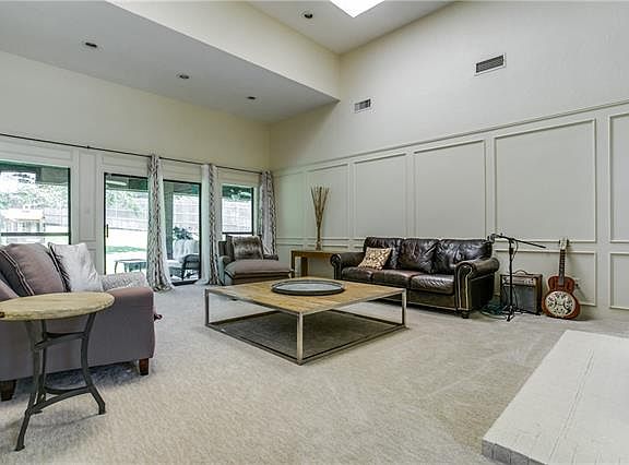 4th image of 1901 Red Cypress Ct