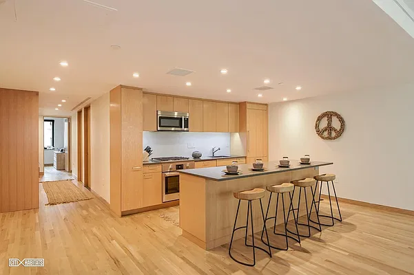 Rented by Citi Habitats | media 2