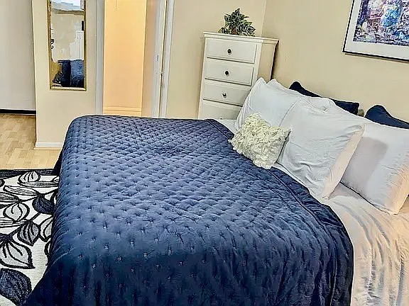 Studio, 600 sqft, $1,350 — Photo 2