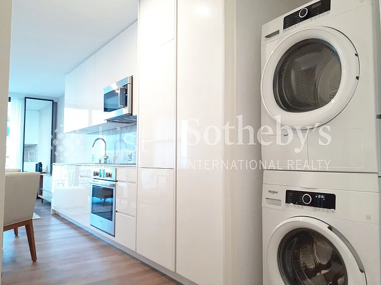 987 Queen St #3708 — Photo 5