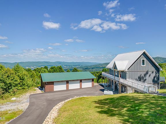 2nd image of 384 Cross Mountain Rd