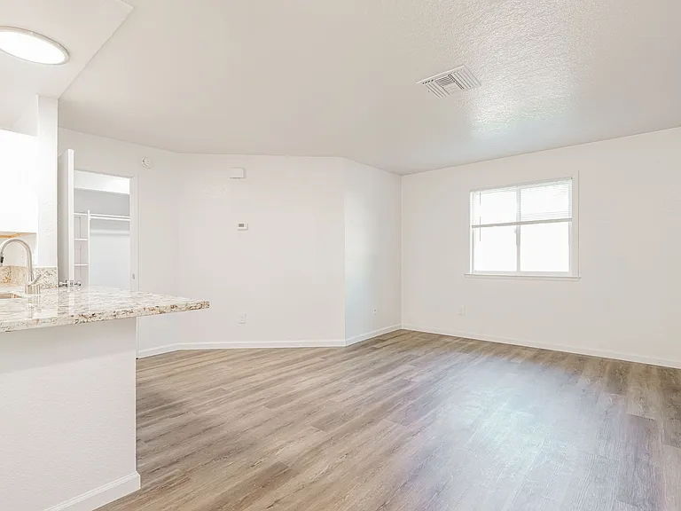 3271 Azevedo Dr — Photo 7