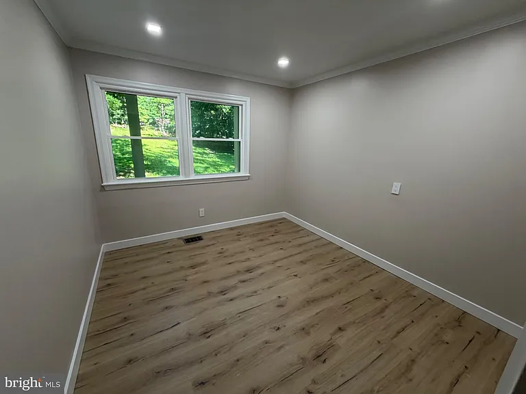 1901 Ridge Rd — Photo 12
