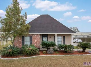 40517 Fox Run Dr, Gonzales, LA 70737