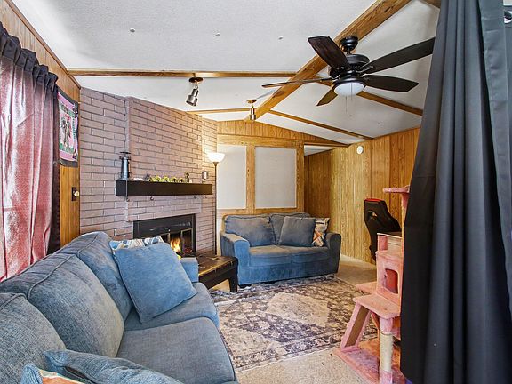 3rd image of 17417 Greenspire Dr