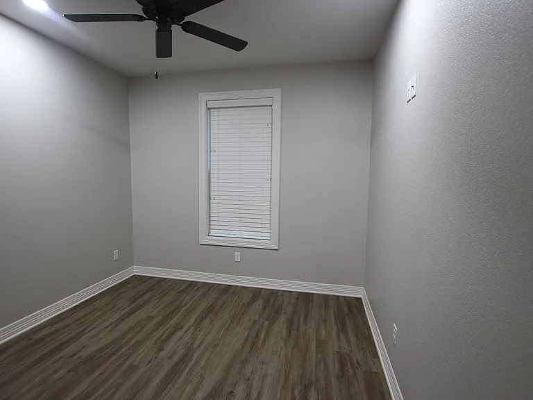 1707 Jessica Dr — Photo 18