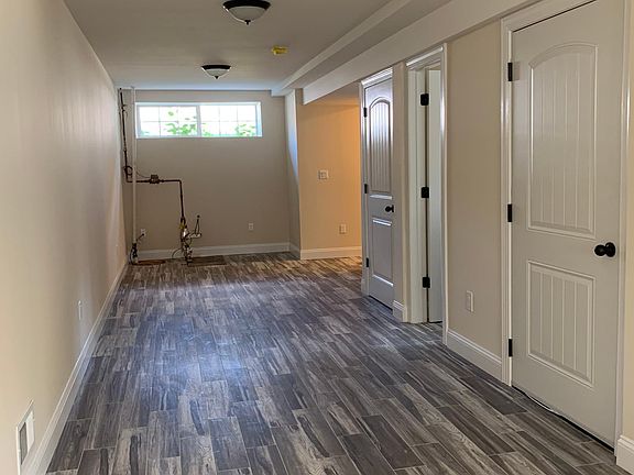3rd image of 120 Arlington Ave #1