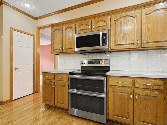 4th image of 8980 W 125th Ter