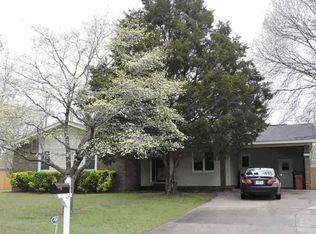 112 Oakridge Dr, Warner Robins, GA 31093