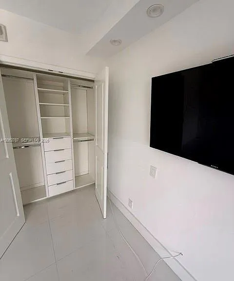 19707 Turnberry Way #24B — Photo 17