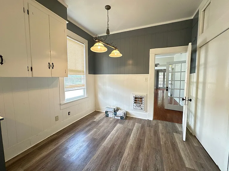457 Dalzell St — Photo 14