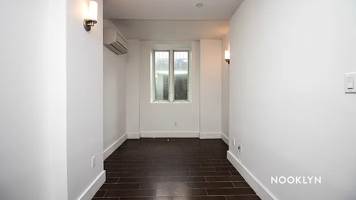 Rented by Nooklyn NYC LLC | media 46