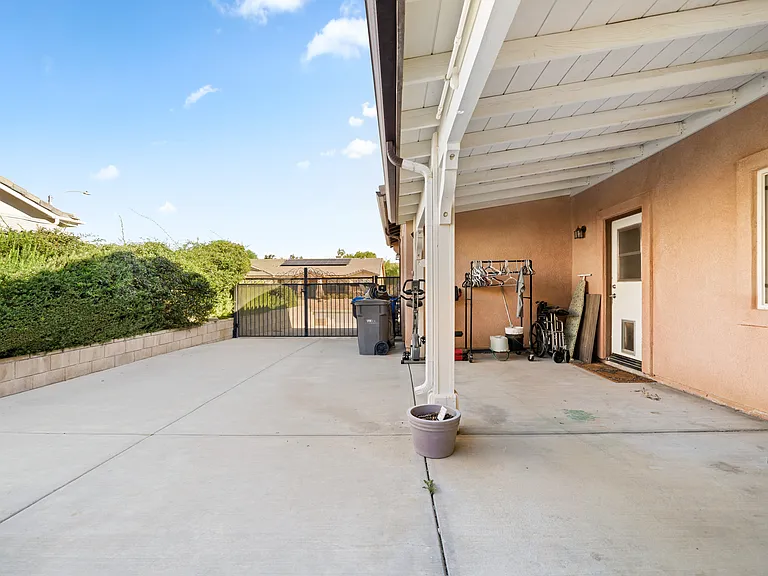 5512 Las Brisas Ter — Photo 24