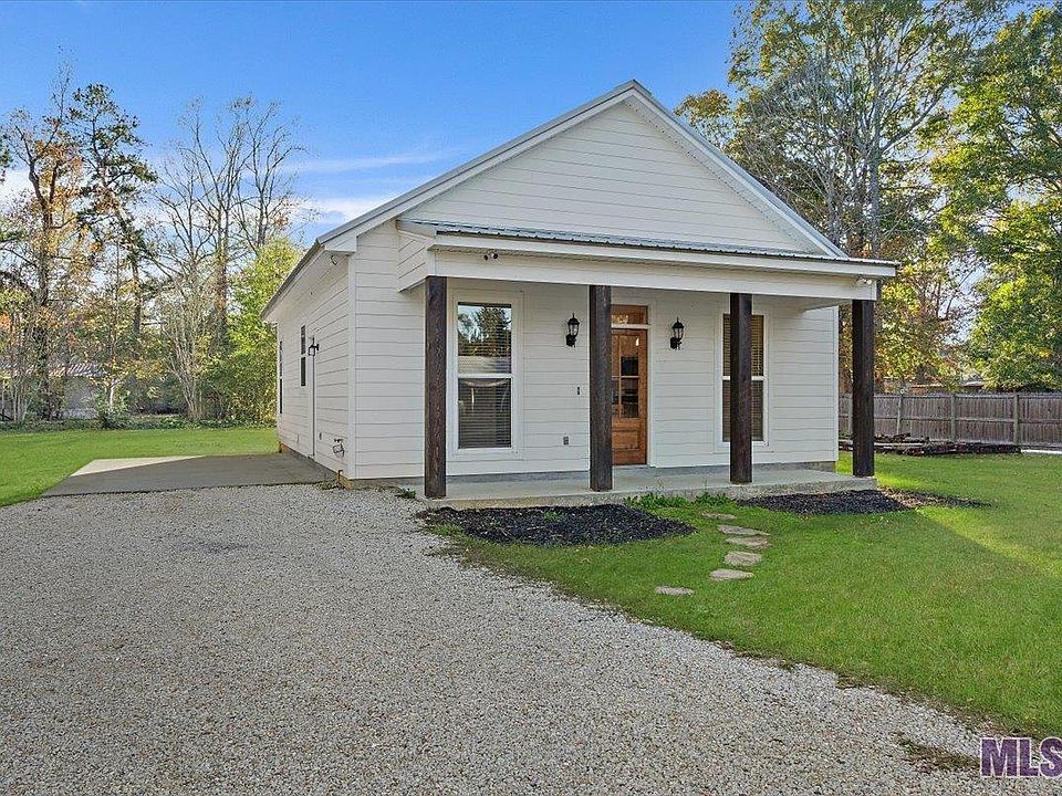 1st image of 13176 Rhonda Dr