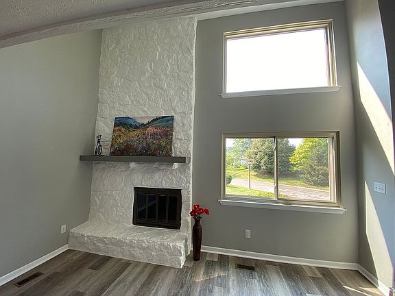 4th image of 5624 Blue Spruce Dr