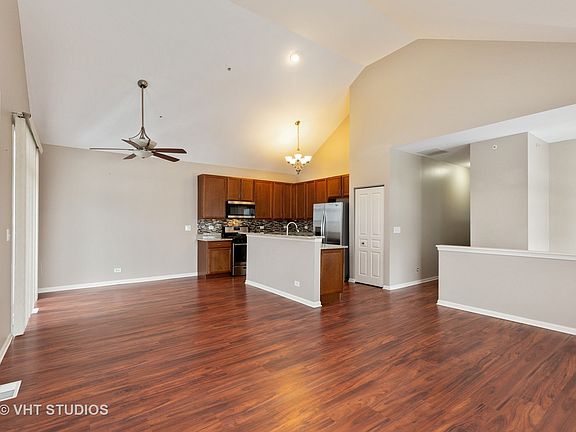 3rd image of 1212 Tuscany Dr